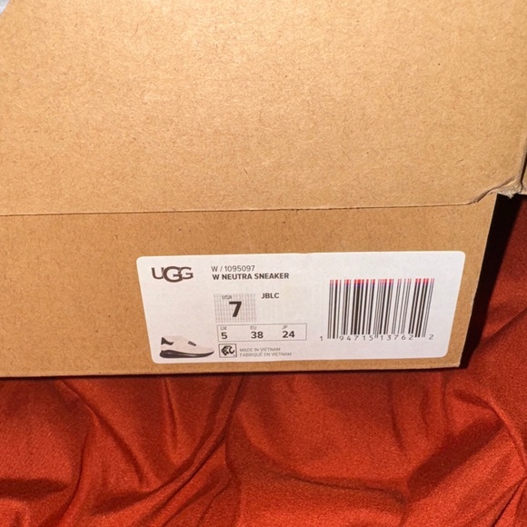 UGG Cream Slip-On Sneakers with Black Logo - Picture 9 of 9